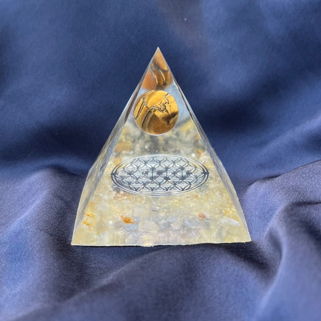 Piramide Orgonite Quarzo Citrino - Occhio di Tigre - Fiore della Vita Argento - Zen Home