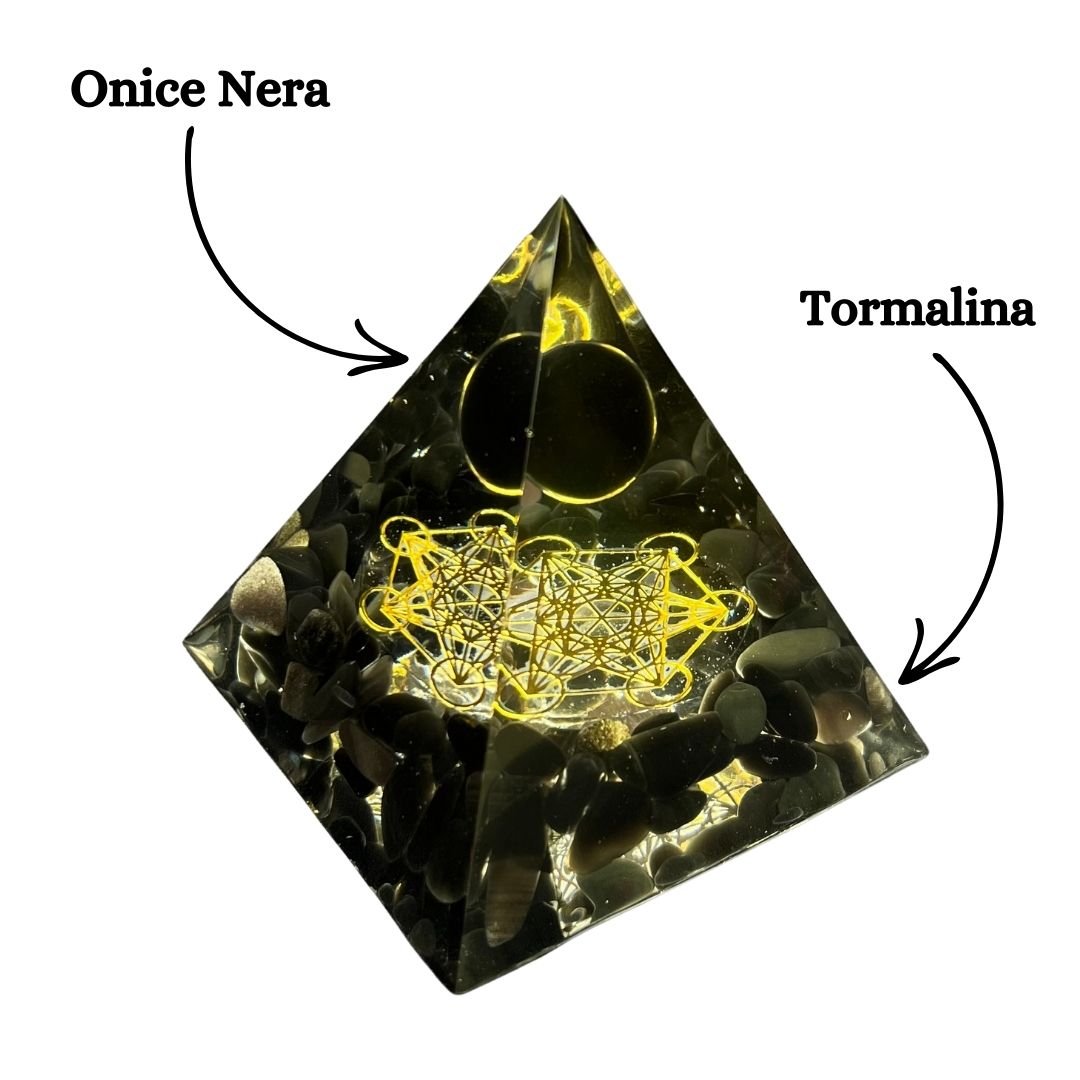 Piramide Orgonite Tormalina - Onice nera - metatron oro - Zen Home