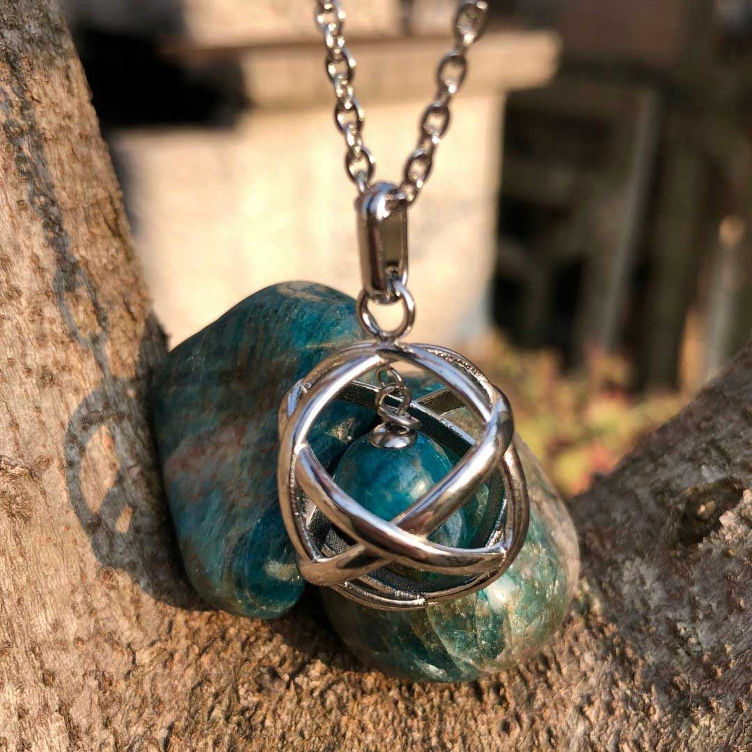 Genesa con pietra naturale apatite blu - Zen Home