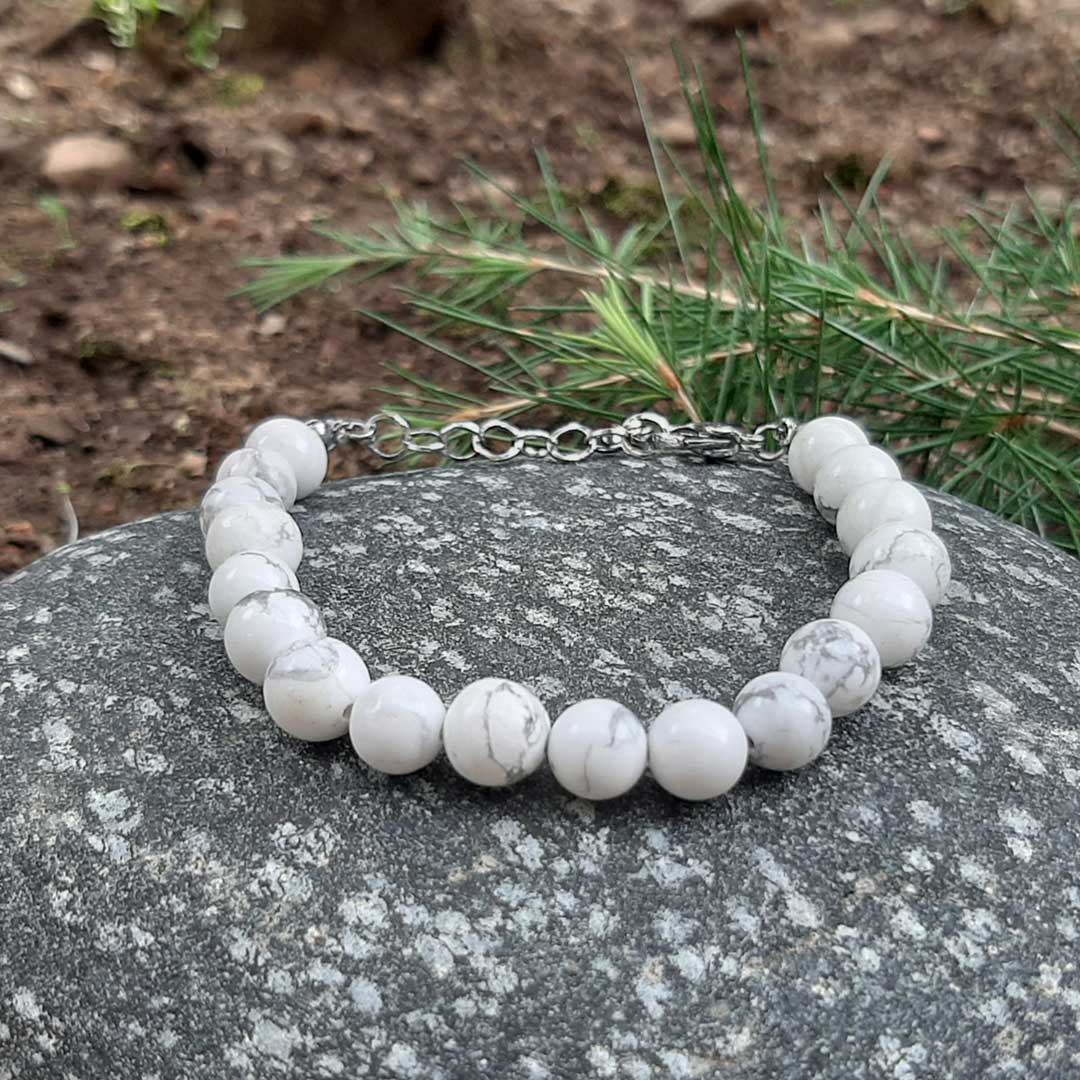 HOWLITE - Bracciale regolabile in acciaio inossidabile e pietre naturali da 8 mm - Zen Home