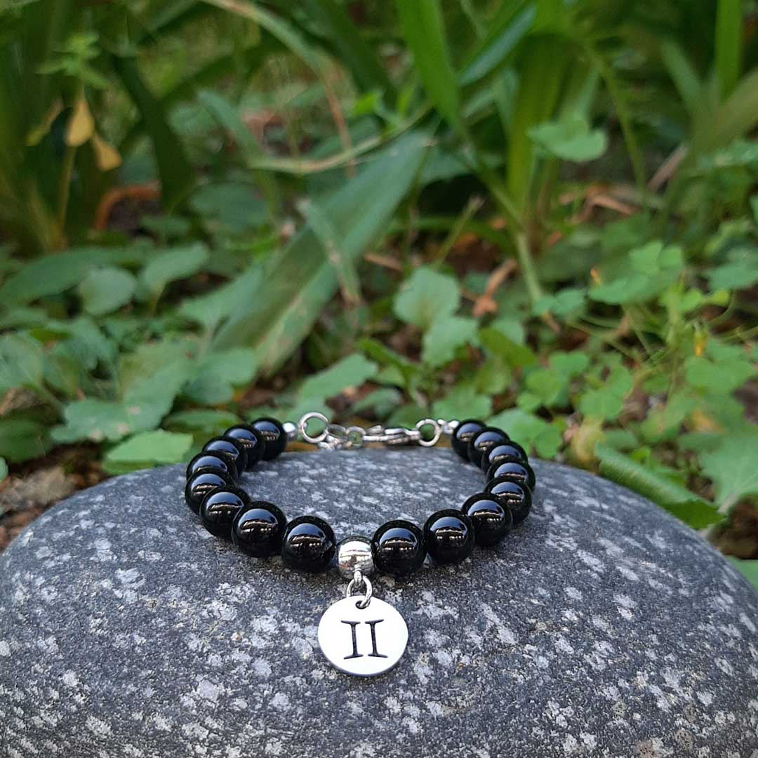 ONICE NERA SEGNI ZODIACALI - Bracciale regolabile in acciaio inossidabile e pietre naturali da 8 mm - Zen Home