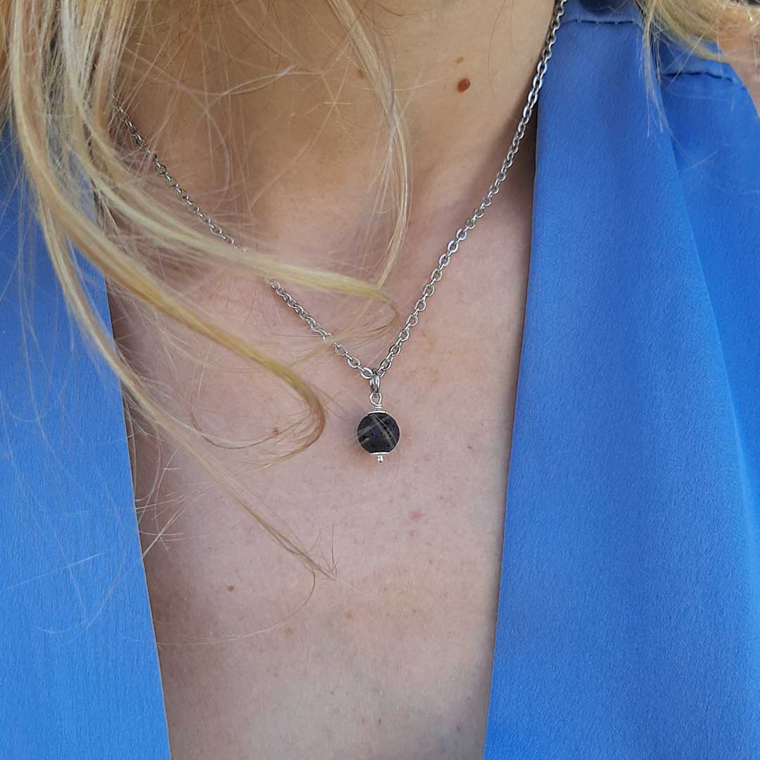 PIETRA LAVA - Collana regolabile in acciaio inossidabile free nickel - Zen Home