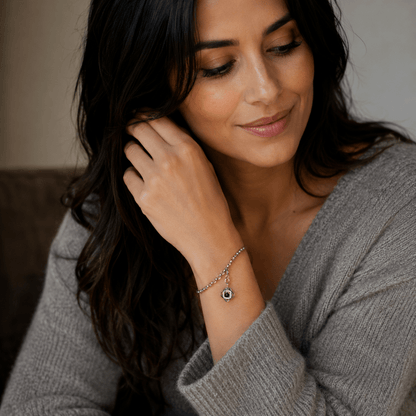 Bracciale con charm genesa in acciaio inossidabile - Zen Home