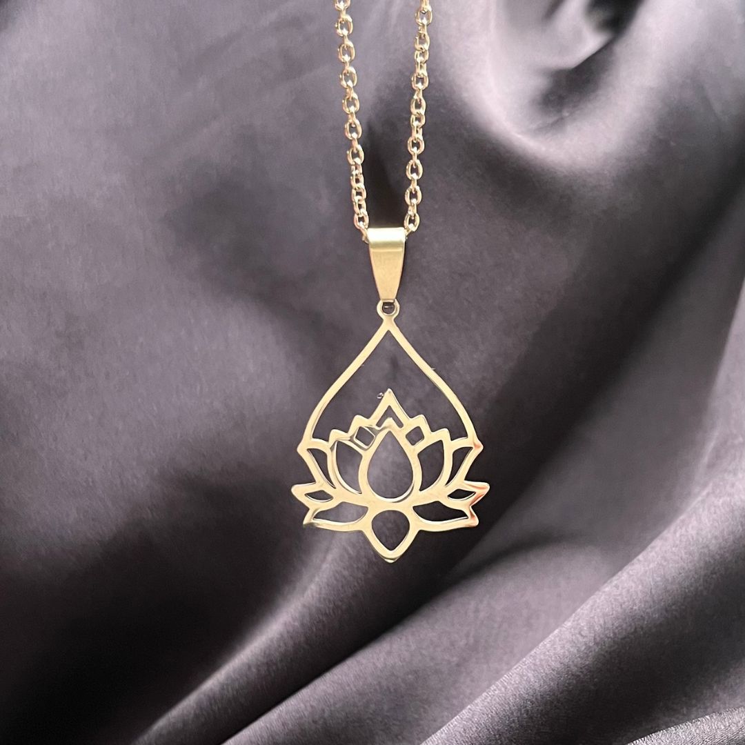 Collana Fiore Di Loto in acciaio inossidabile - Zen Home