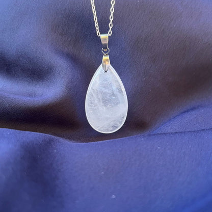 Collana pietra naturale petalo in Cristallo di Rocca - Zen Home