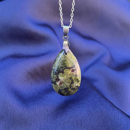 Collana pietra naturale petalo in Diaspro sangue di drago - Zen Home