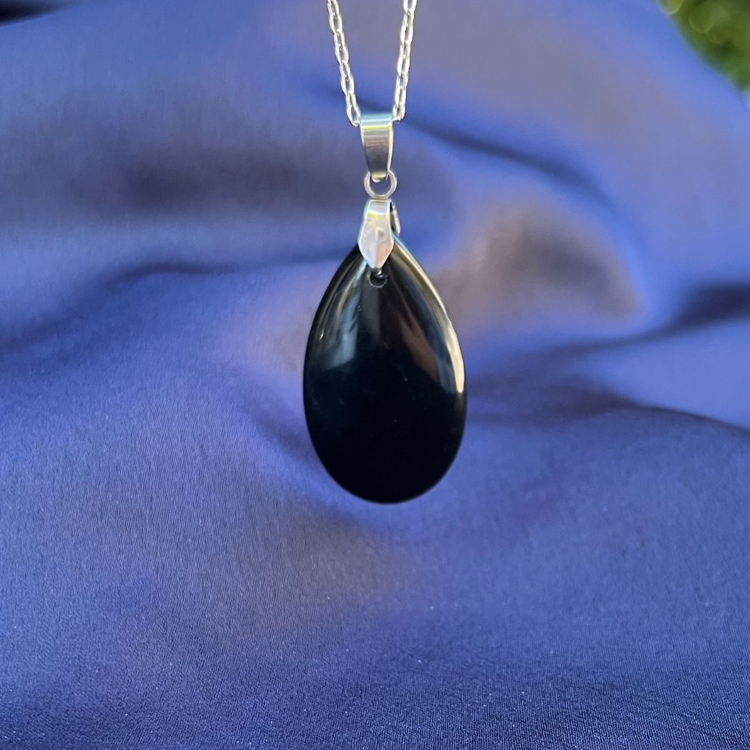 Collana pietra naturale petalo in Ossidiana Nera - Zen Home