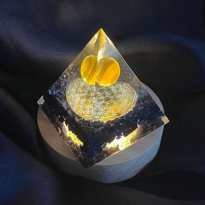 Piramide Orgonite Blu Gold Stone - Occhio di Tigre - Fiore della Vita argento - Zen Home