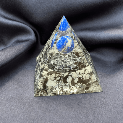 Piramide Orgonite Ossidiana fiocco di Neve - Lapislazzuli - Metatron argento - Zen Home