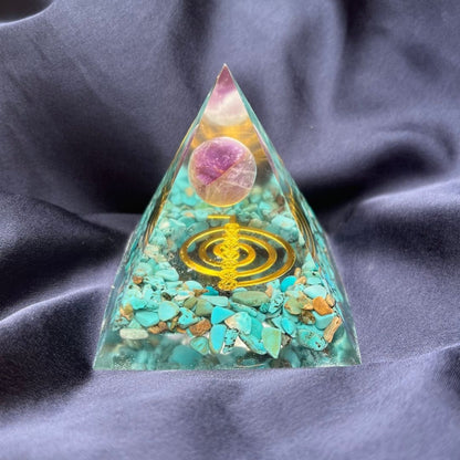 Piramide Orgonite Turchese - Ametista - Choku Rei oro Tik Tok - Zen Home