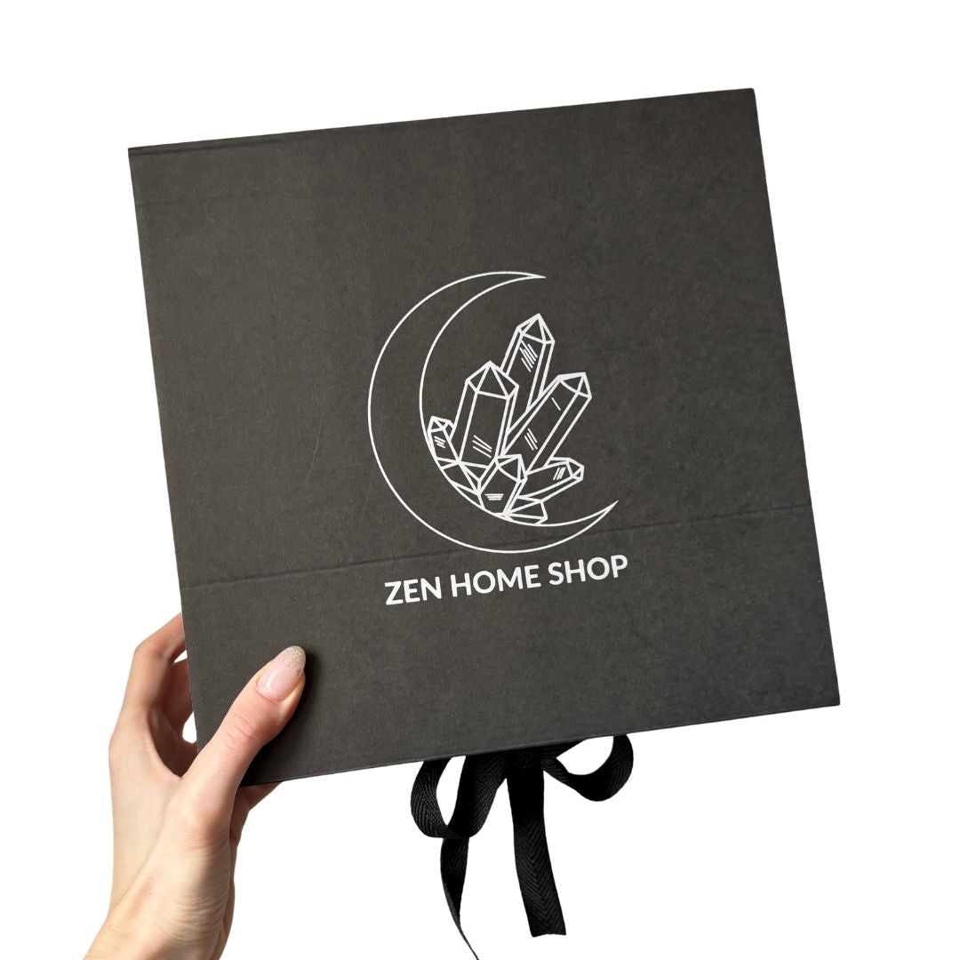 Scatola Regalo Nera con Nastro – 26×26×8 cm - Zen Home