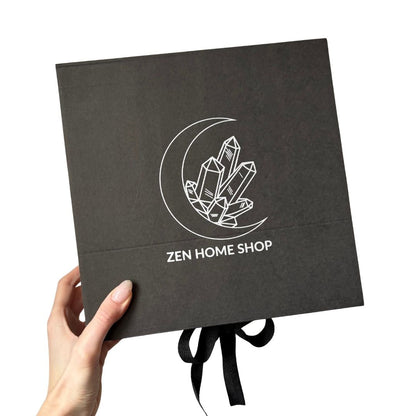 Scatola Regalo Nera con Nastro – 26×26×8 cm - Zen Home