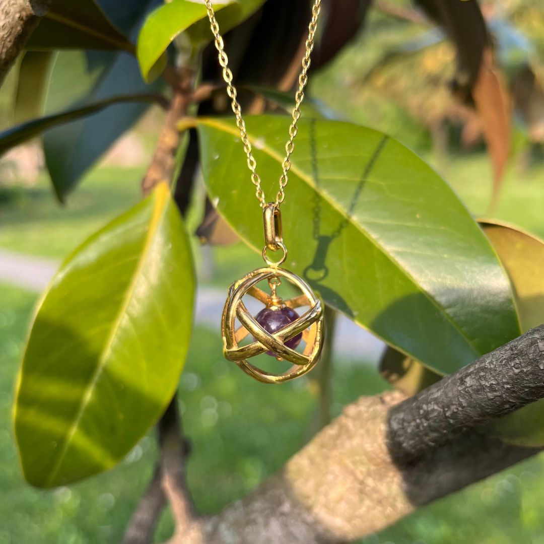 AMETISTA - Collana Regolabile Ciondolo Genesa in acciaio placcato colore oro 18K - Zen Home