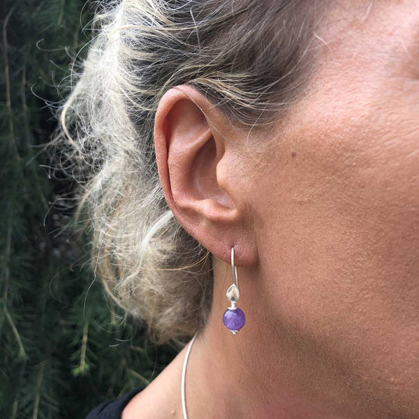 Orecchini a Cerchio con Ametista I Caroline - Ishwara Jewels