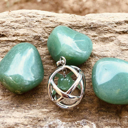 AVVENTURINA- Collana Regolabile Ciondolo Genesa in acciaio inossidabile con pietra naturale - Zen Home