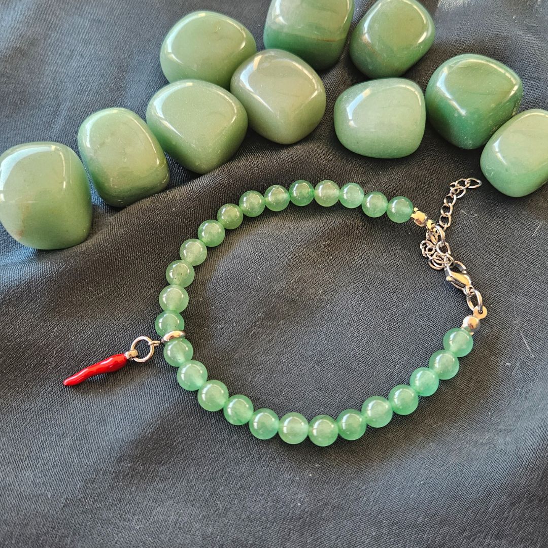 Avventurina Verde - Bracciale con pietre naturali da 6 mm e cornetto portafortuna - Zen Home