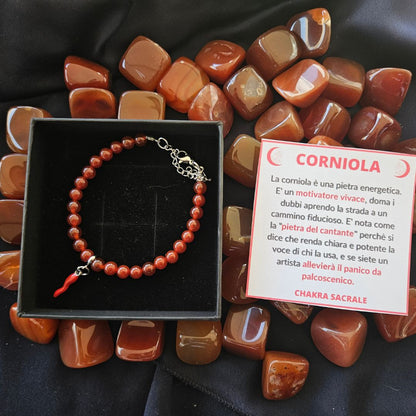 CORNIOLA - Bracciale con pietre naturali da 6 mm e cornetto portafortuna - Zen Home