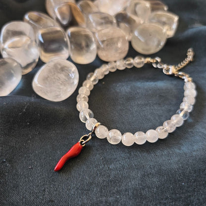 CRISTALLO DI ROCCA - Bracciale con pietre naturali da 6 mm e cornetto portafortuna - Zen Home