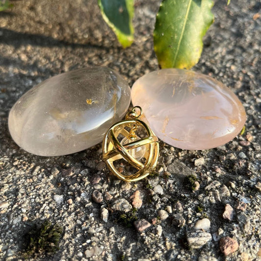 CRISTALLO DI ROCCA - Collana Regolabile Ciondolo Genesa in acciaio placcato colore oro 18K - Zen Home