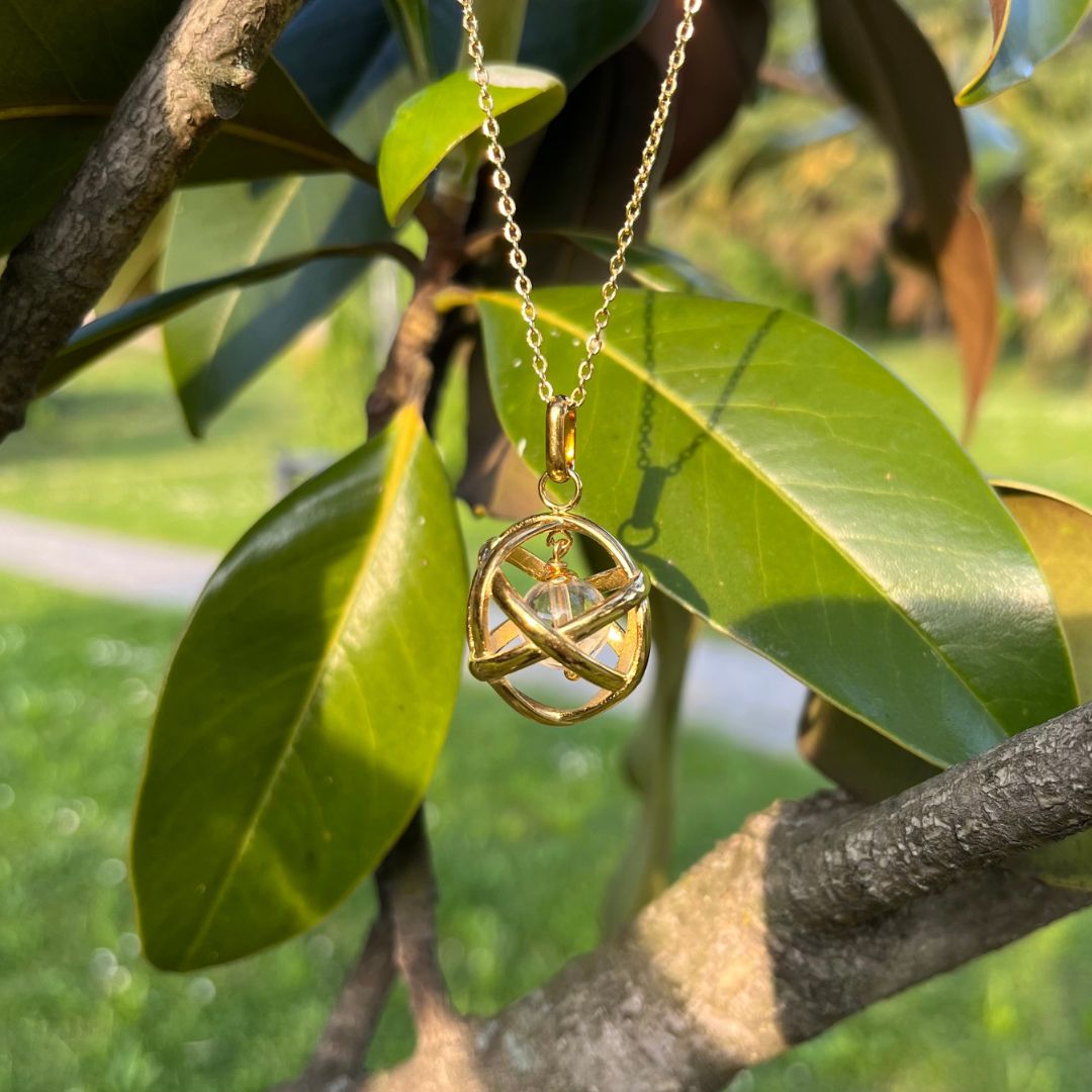 CRISTALLO DI ROCCA - Collana Regolabile Ciondolo Genesa in acciaio placcato colore oro 18K - Zen Home