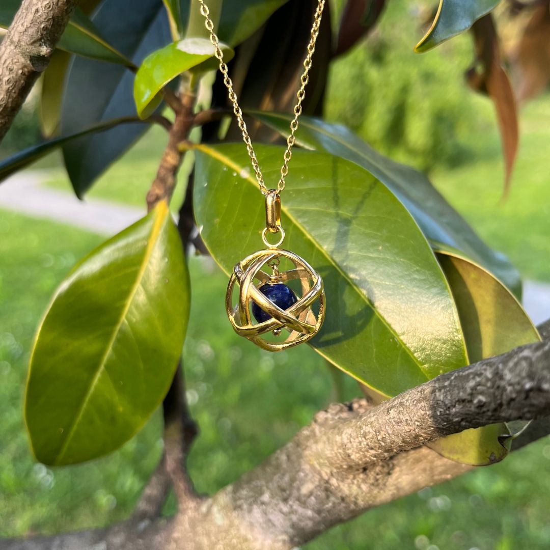 LAPISLAZZULI - Collana Regolabile Ciondolo Genesa in acciaio placcato colore oro 18K - Zen Home
