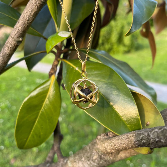 LAVA - Collana Regolabile Ciondolo Genesa in acciaio placcato colore oro 18K - Zen Home