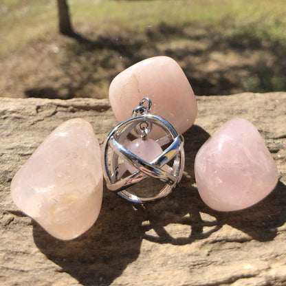 QUARZO ROSA - Collana Regolabile Ciondolo Genesa in acciaio inossidabile con pietra naturale - Zen Home